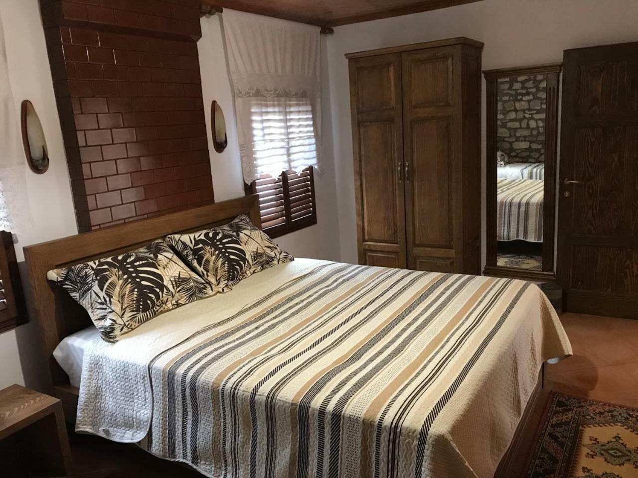 Guesthouse Arjan 培拉特 外观 照片