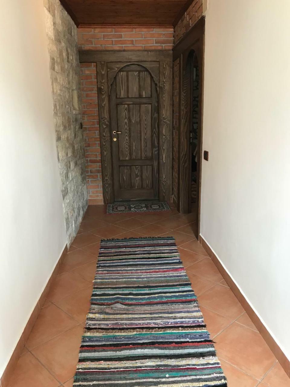 Guesthouse Arjan 培拉特 外观 照片